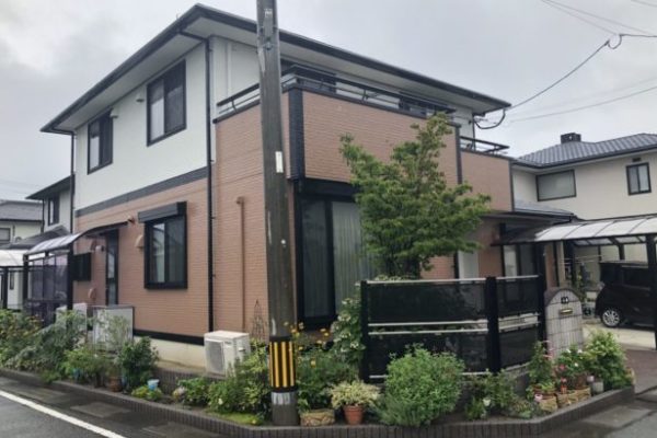 愛知県小牧市　S様邸　外壁塗装　屋根塗装　コーキング工事